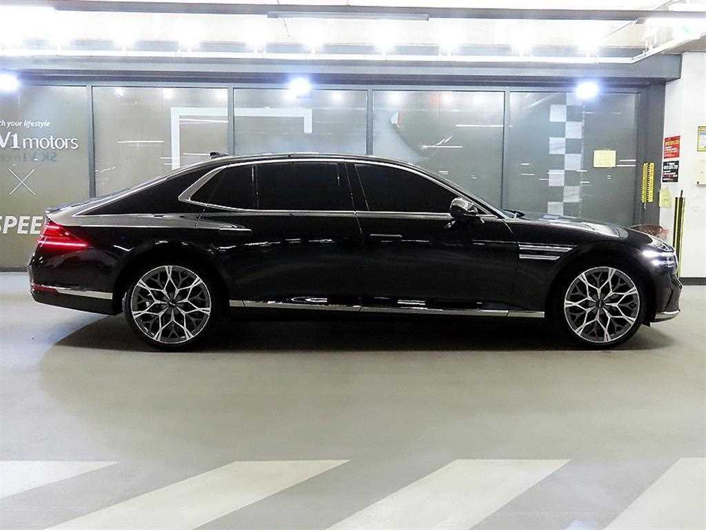 Genesis G90 - Vista 3