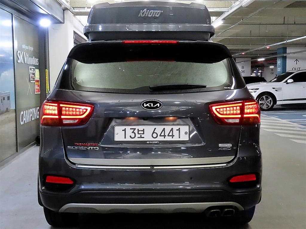 KIA Sorento - Vista 5