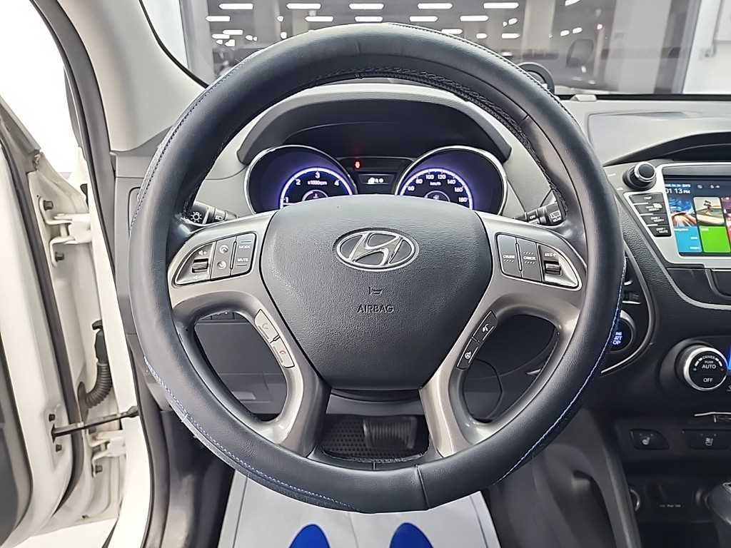 HYUNDAI Tucson - Vista 9