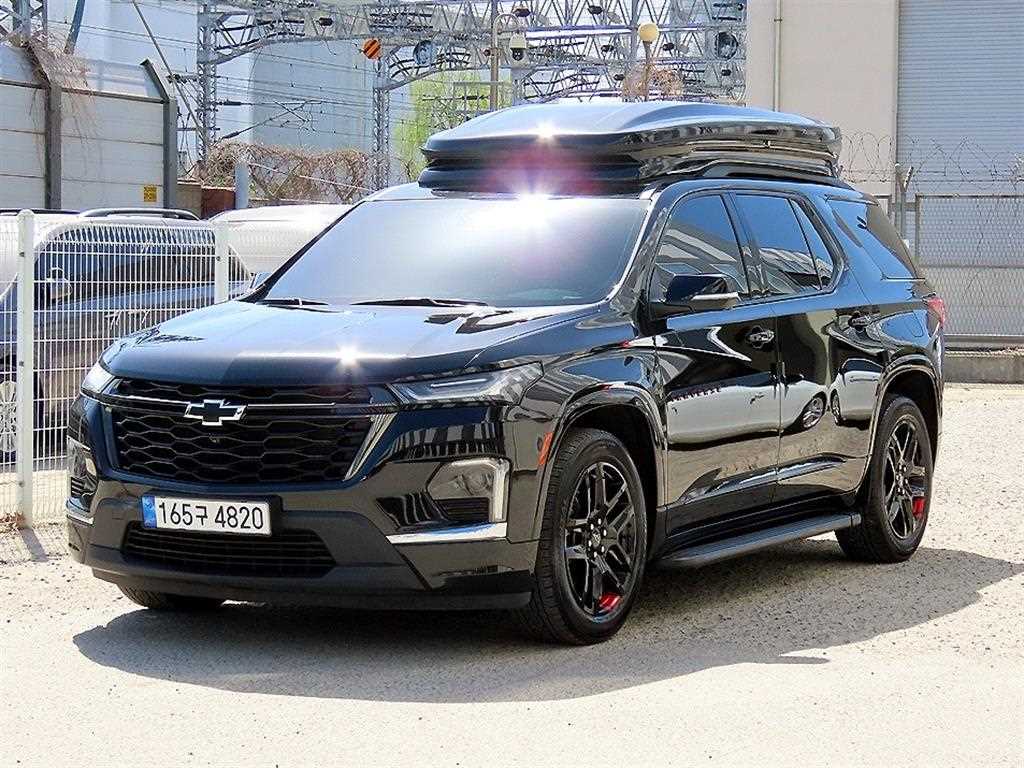 Chevrolet Travers - Vista 2