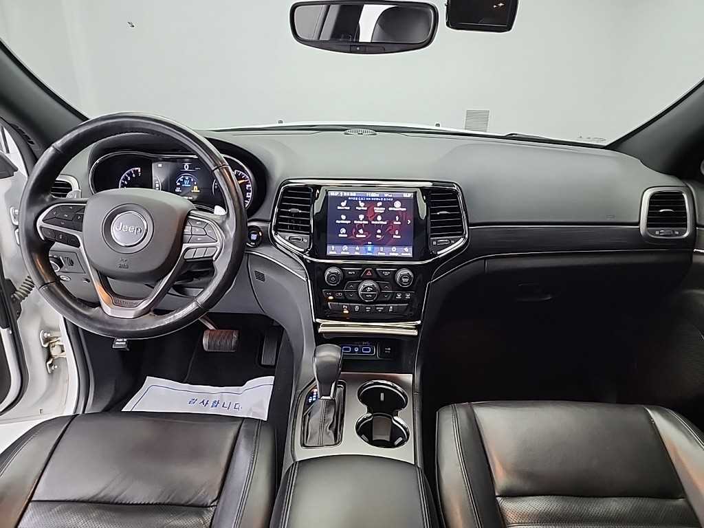Jeep Cherokee - Vista 7