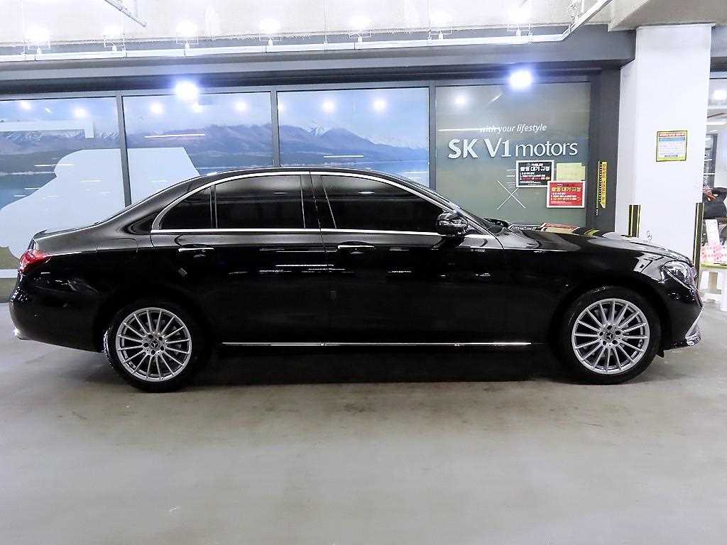Mercedes Benz E class - Vista 3