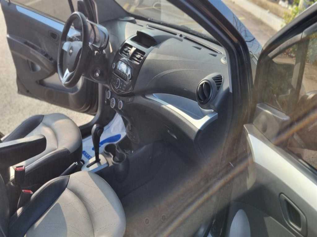 Chevrolet Spark - Vista 10