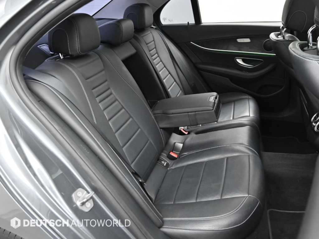 Mercedes Benz E class - Vista 12