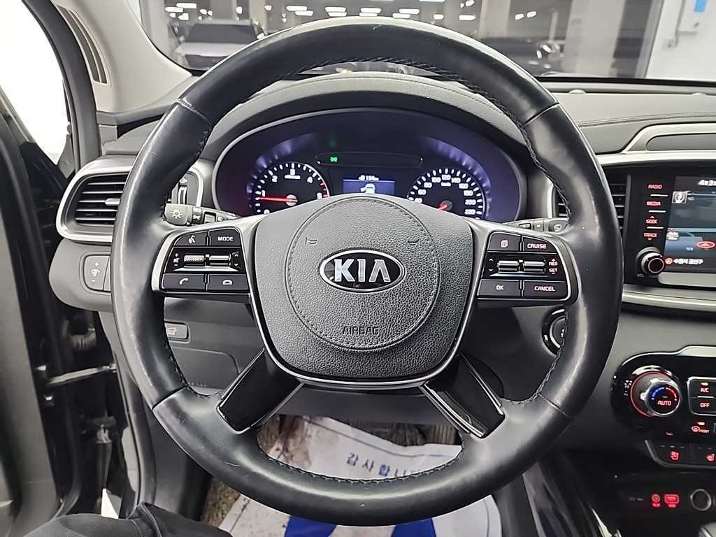 KIA Sorento - Vista 9