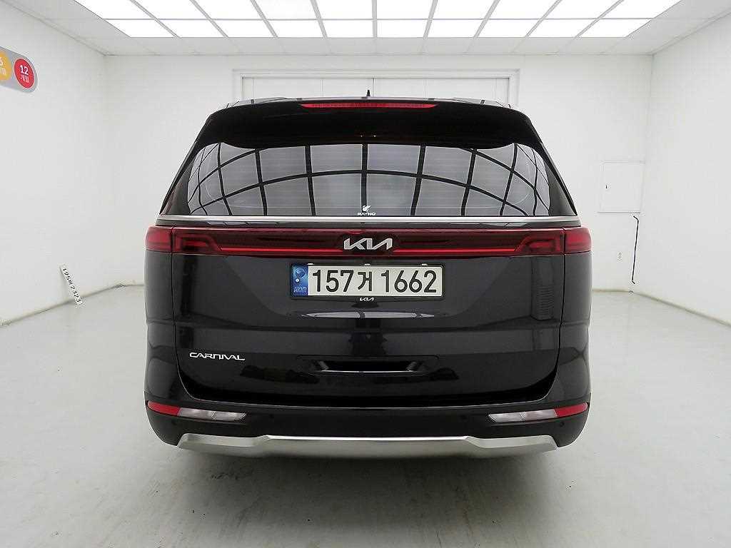 KIA Carnival - Vista 3