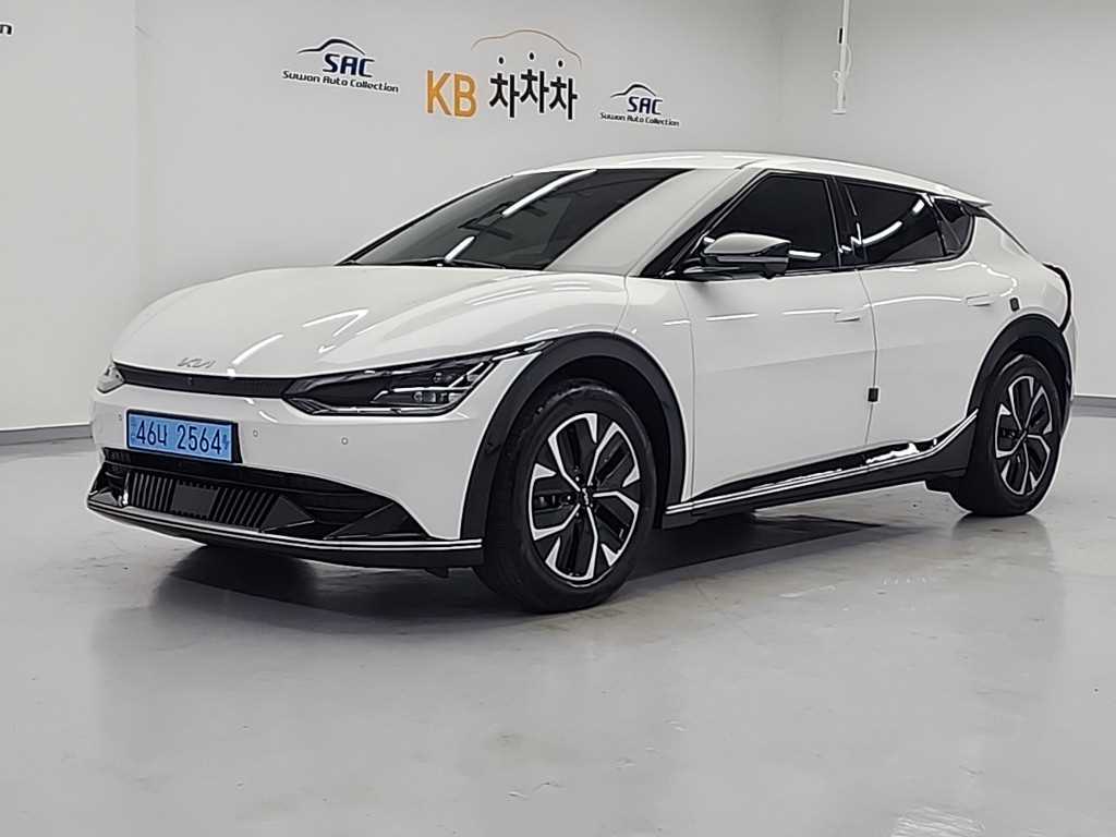 KIA EV6 2023 Blanco - Importación desde Corea - HF Imports Iquique - Foto 1
