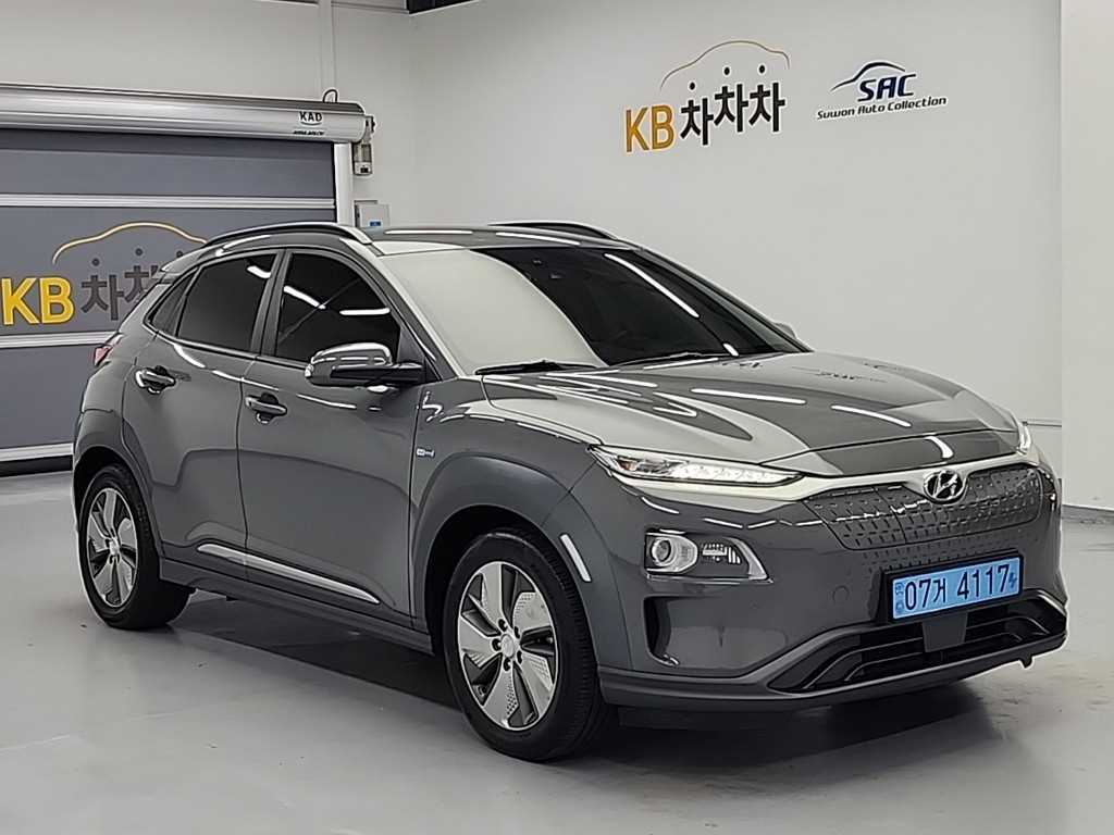 HYUNDAI Kona - Vista 4