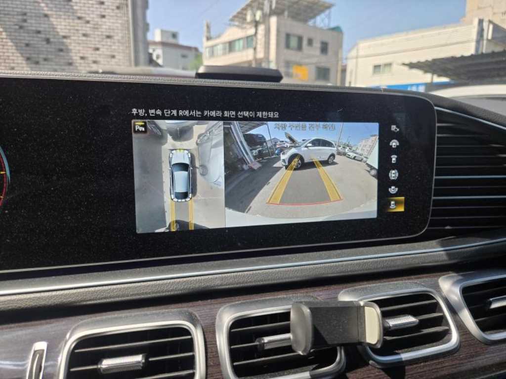Mercedes Benz GLE Class - Vista 11