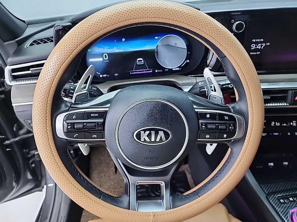 KIA K5 - Vista 9