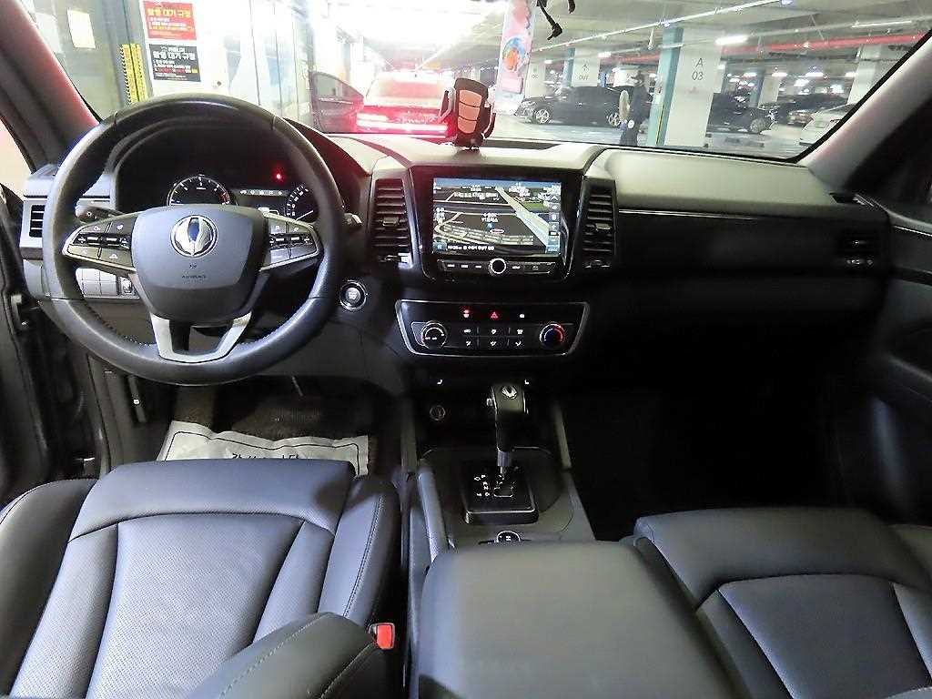 Ssangyong Rexton - Vista 10