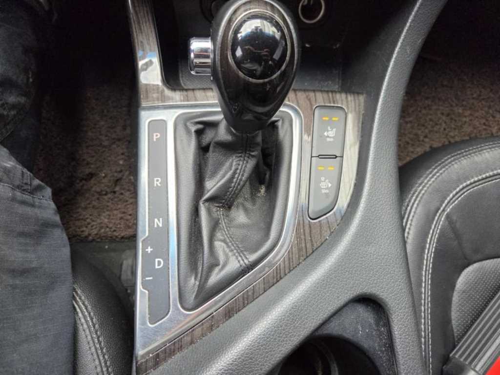 KIA K5 - Vista 8
