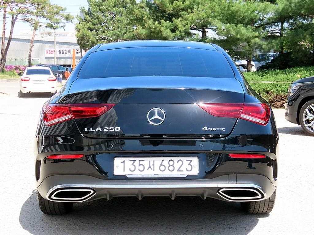 Mercedes Benz CLA Class - Vista 4