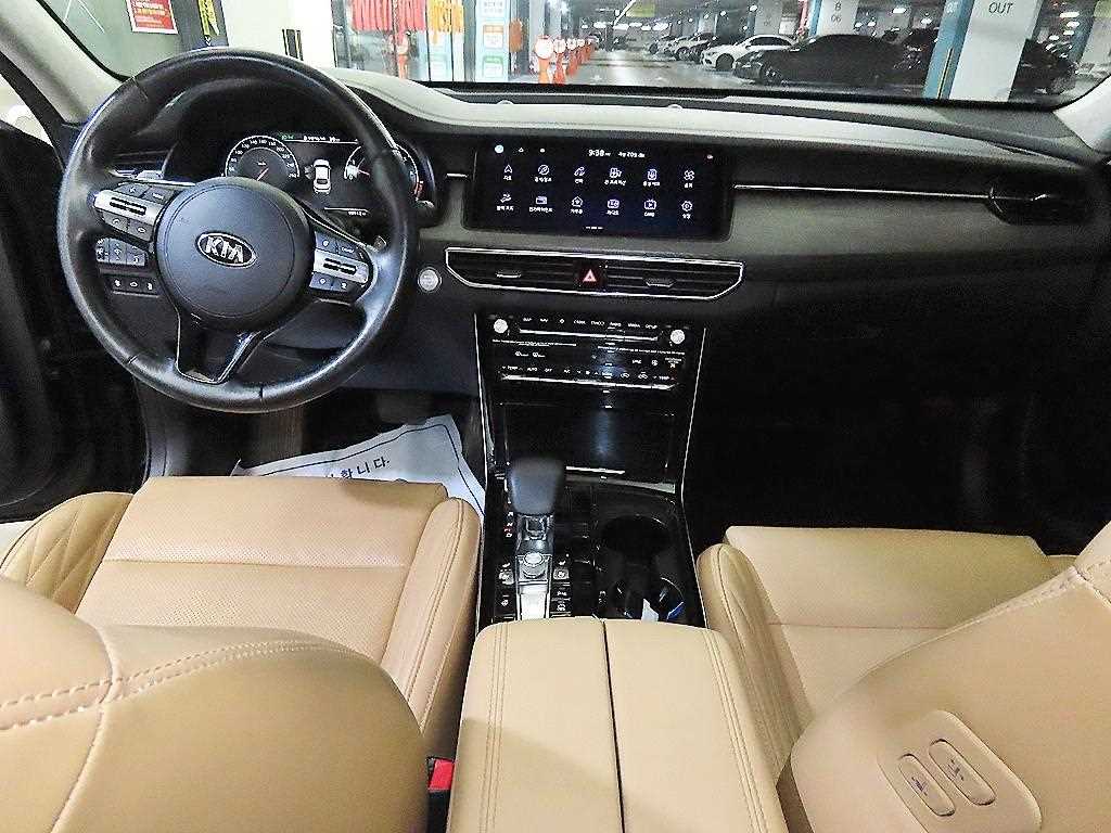 KIA K7 - Vista 10