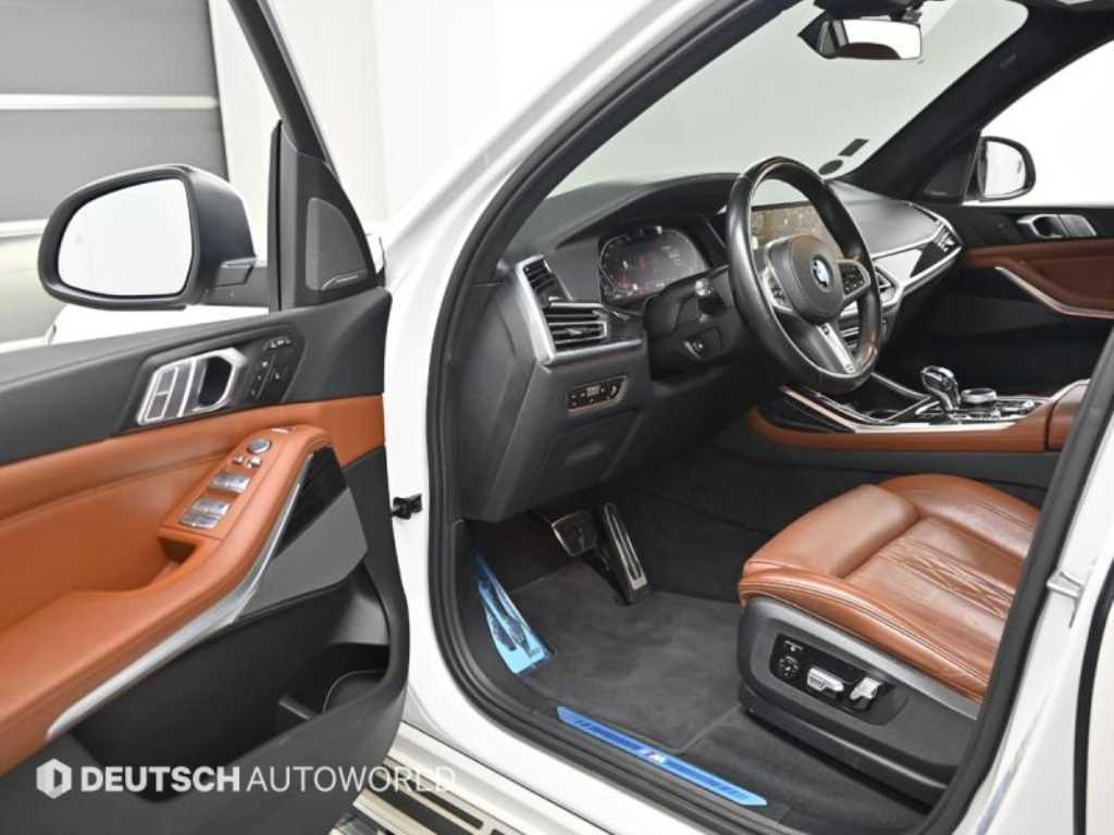 BMW X7 - Vista 11