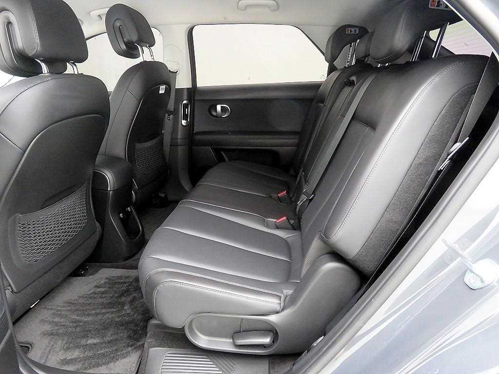HYUNDAI Ioniq 5 - Vista 8