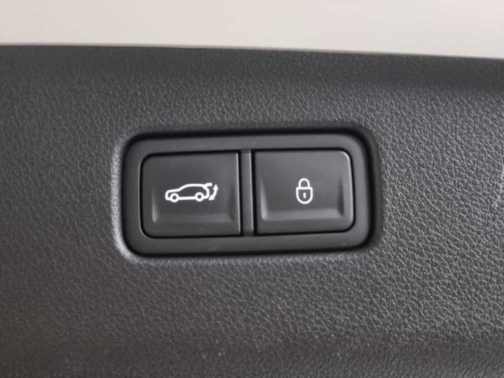 Genesis GV70 - Vista 7