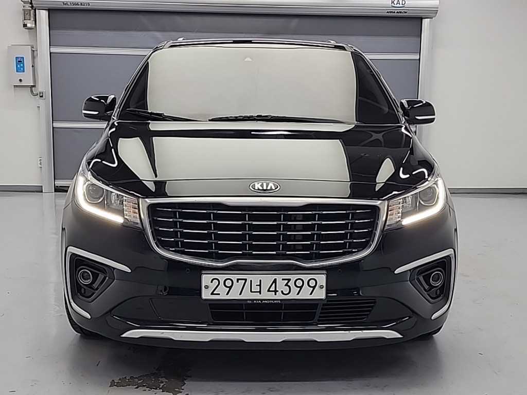 KIA Carnival - Vista 2