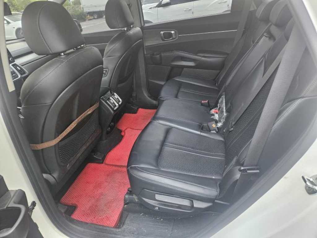 KIA Sorento - Vista 12