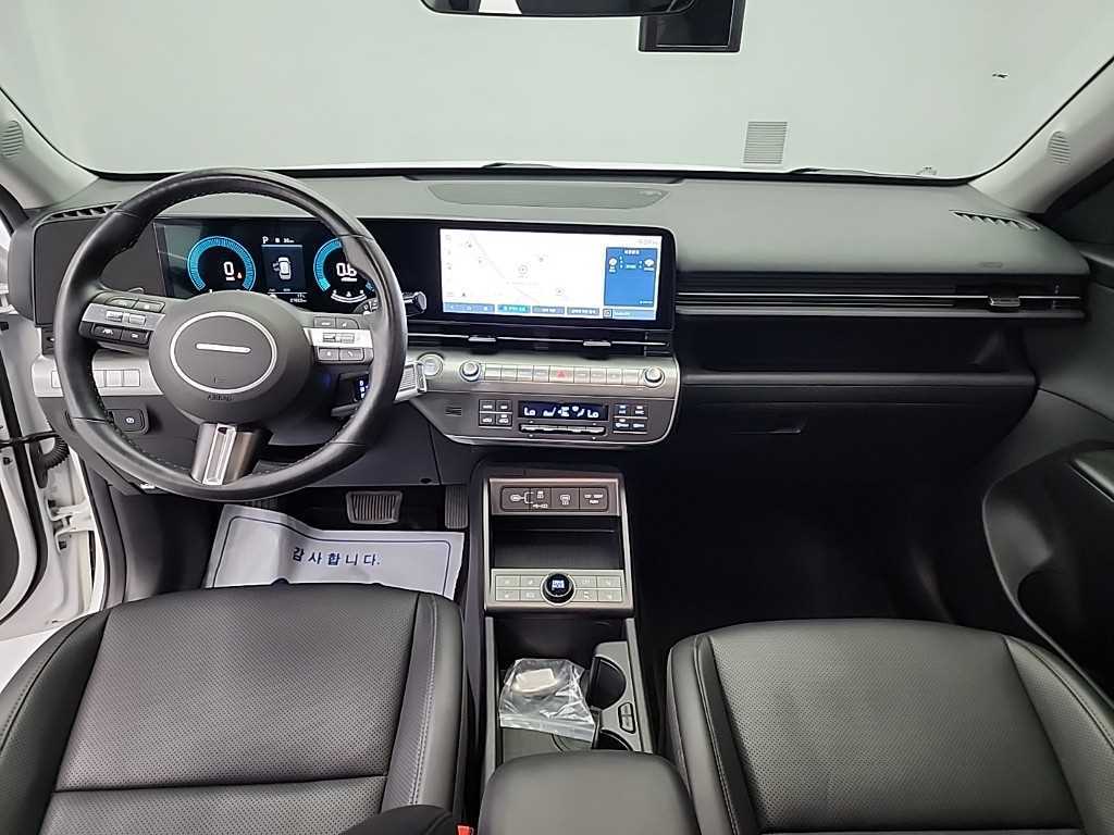 HYUNDAI Kona - Vista 7