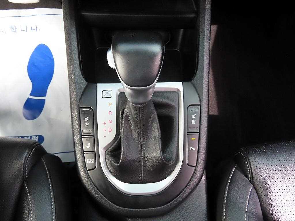 KIA K3 - Vista 10