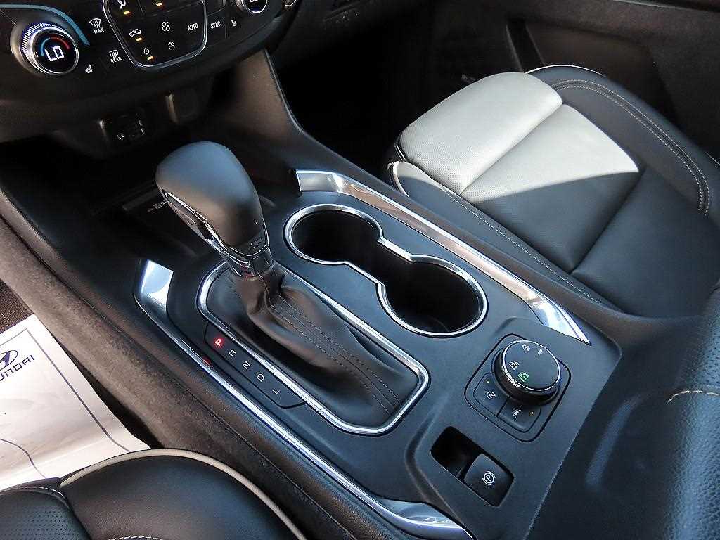 Chevrolet Travers - Vista 11