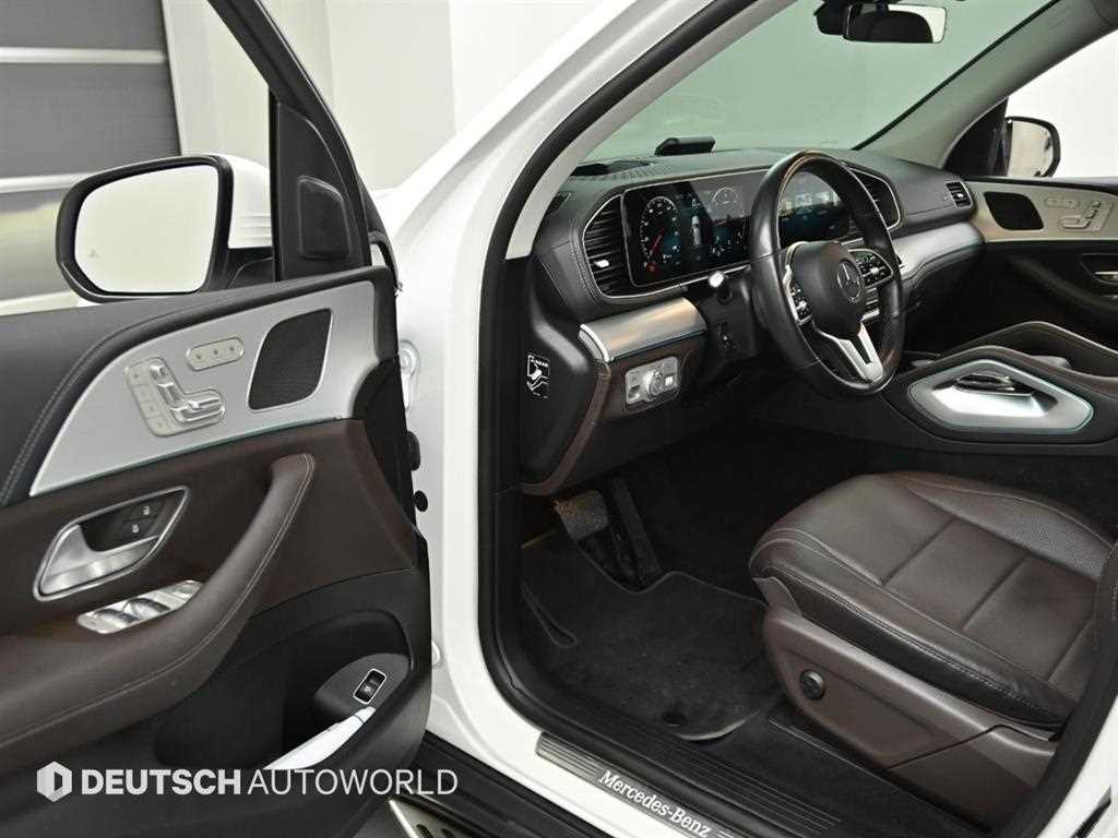 Mercedes Benz GLE Class - Vista 11