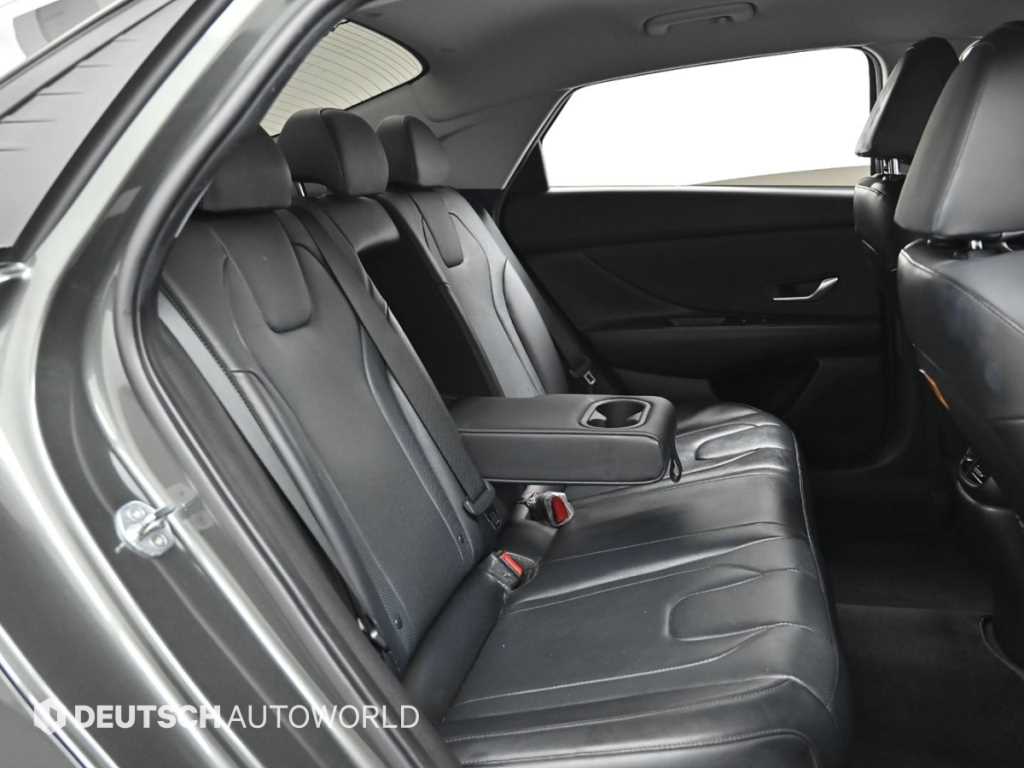 HYUNDAI Avante - Vista 12