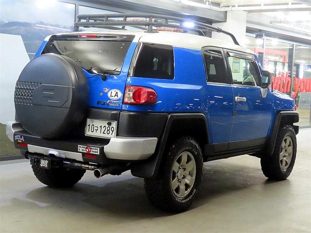 Toyota FJ Cruiser - Vista 4