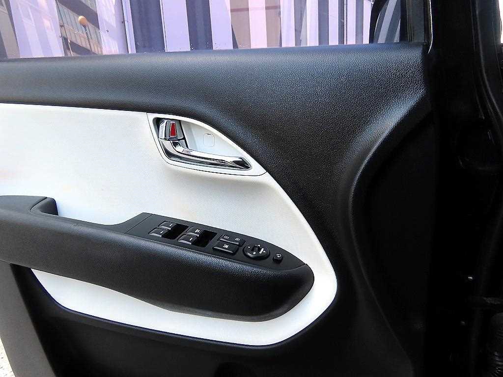 KIA Ray - Vista 11