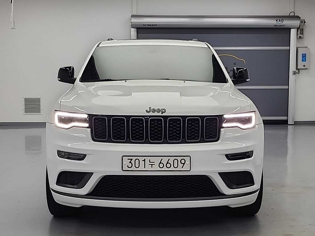 Jeep Cherokee - Vista 2