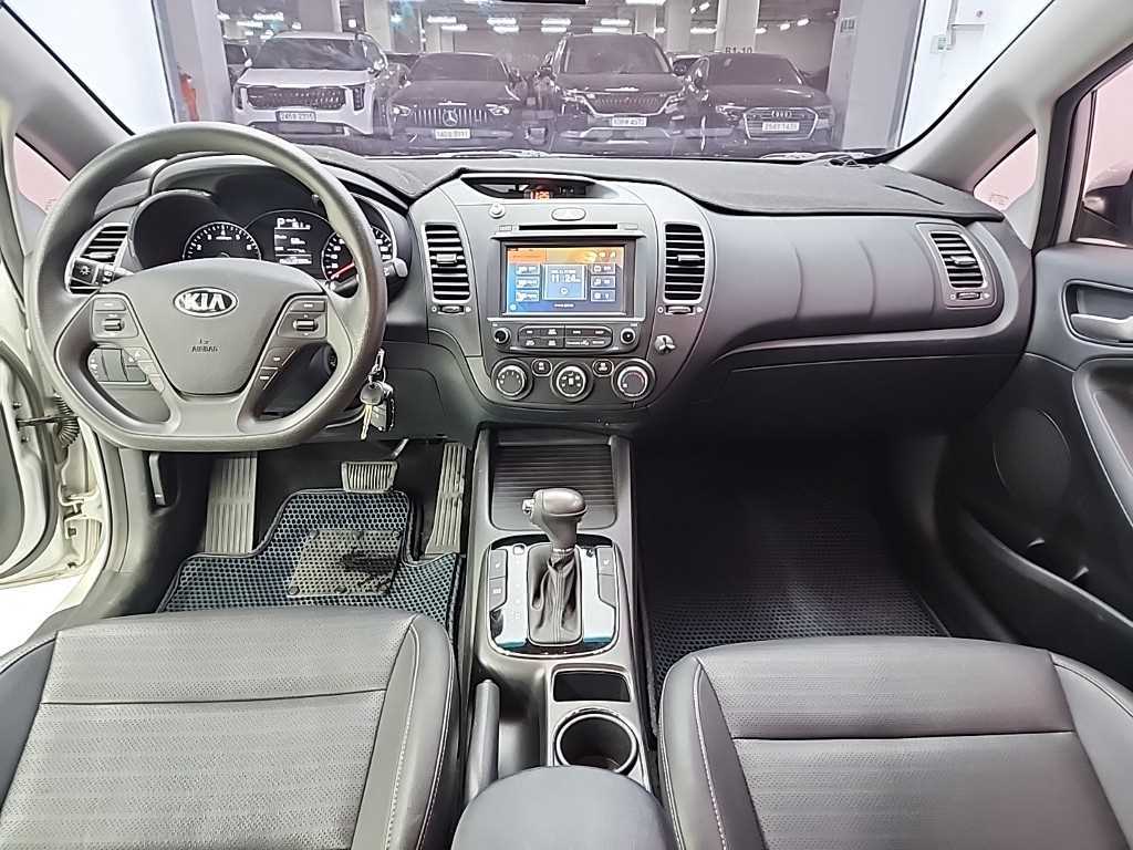 KIA K3 - Vista 7