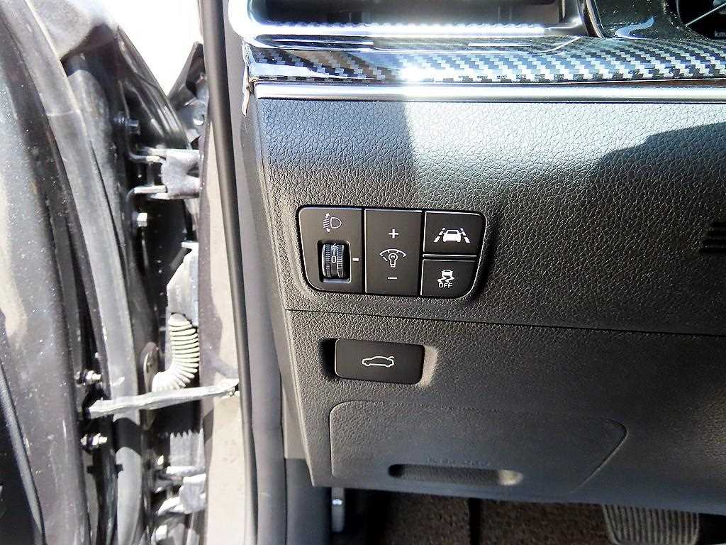 KIA K5 - Vista 12