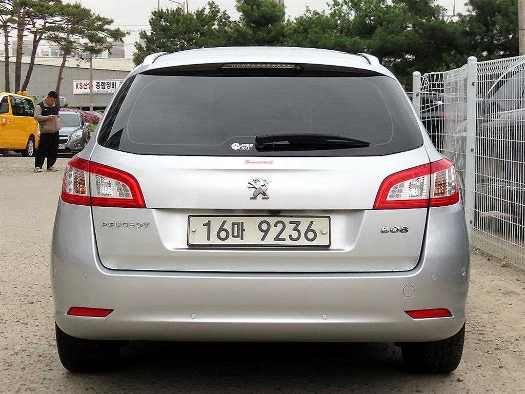 Peugeot 508 - Vista 4