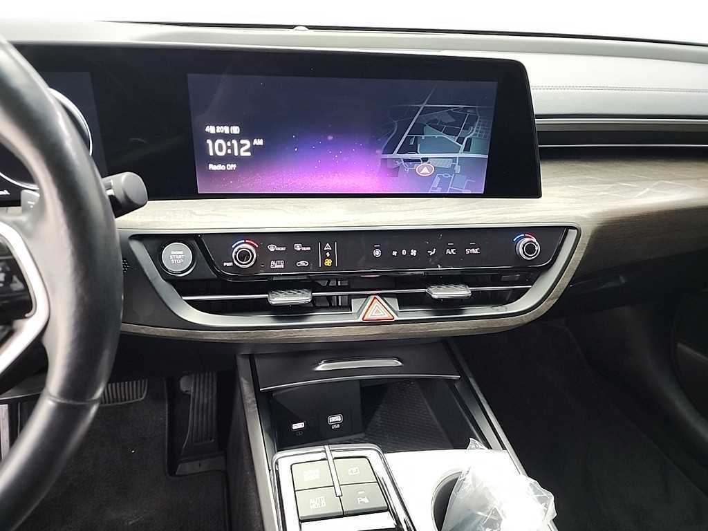 KIA K8 - Vista 10
