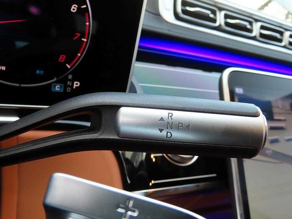Mercedes Benz S Class - Vista 11