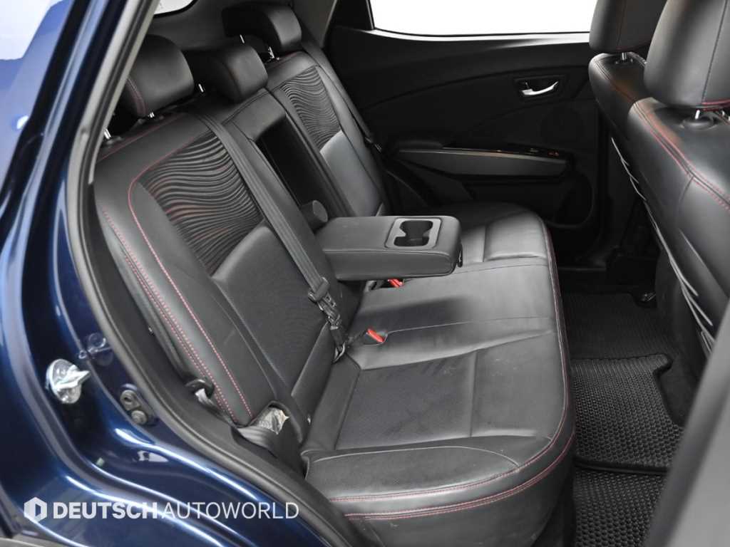 Ssangyong Tivoli - Vista 12