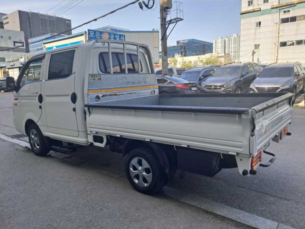 Small Truck Cargo (small) - Vista 4