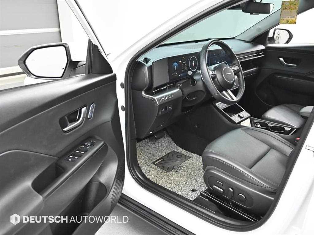 HYUNDAI Kona - Vista 11