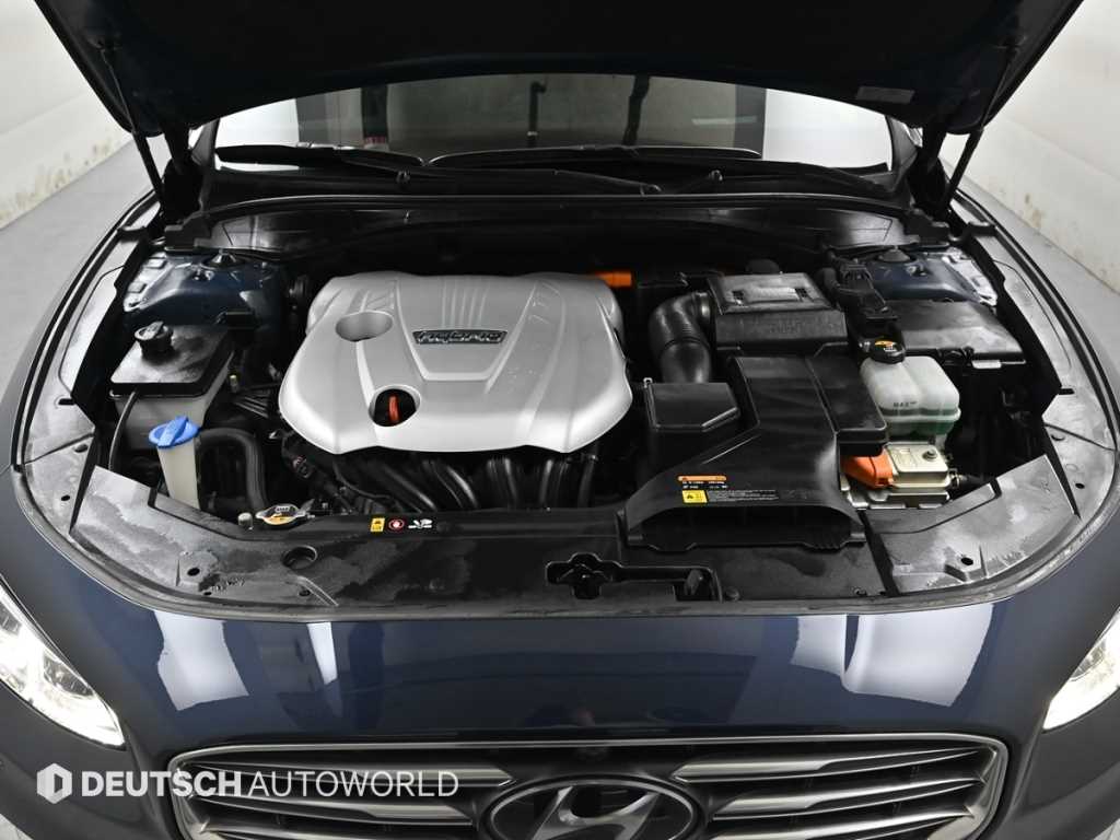 HYUNDAI Grandeur - Vista 6