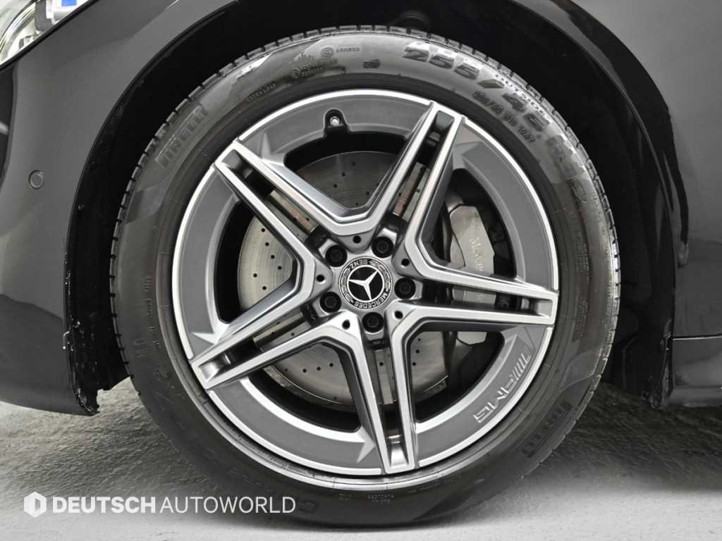 Mercedes Benz S Class - Vista 5