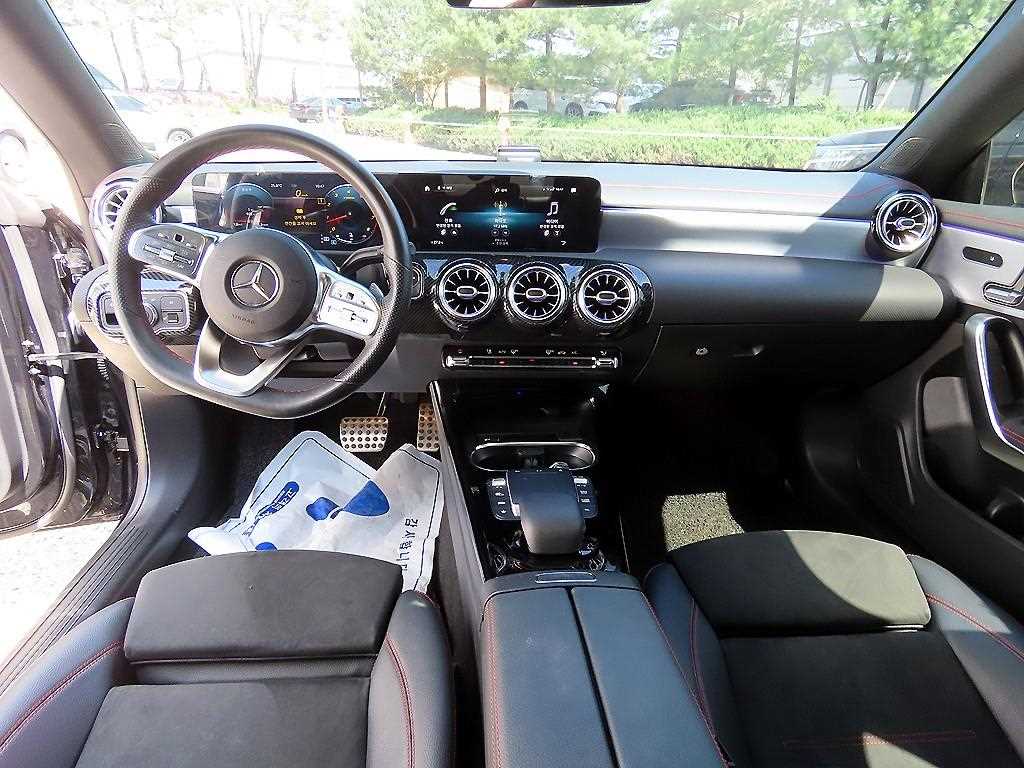 Mercedes Benz CLA Class - Vista 7