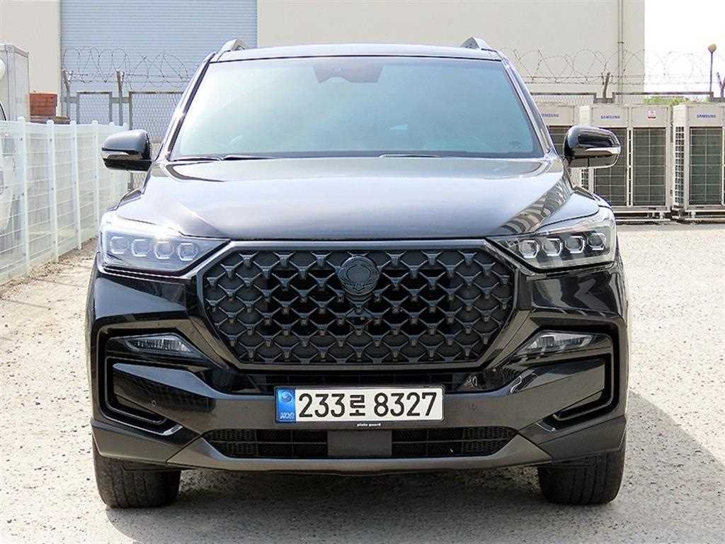 Ssangyong Rexton 2021 Negro - Importación desde Corea - HF Imports Iquique - Foto 1