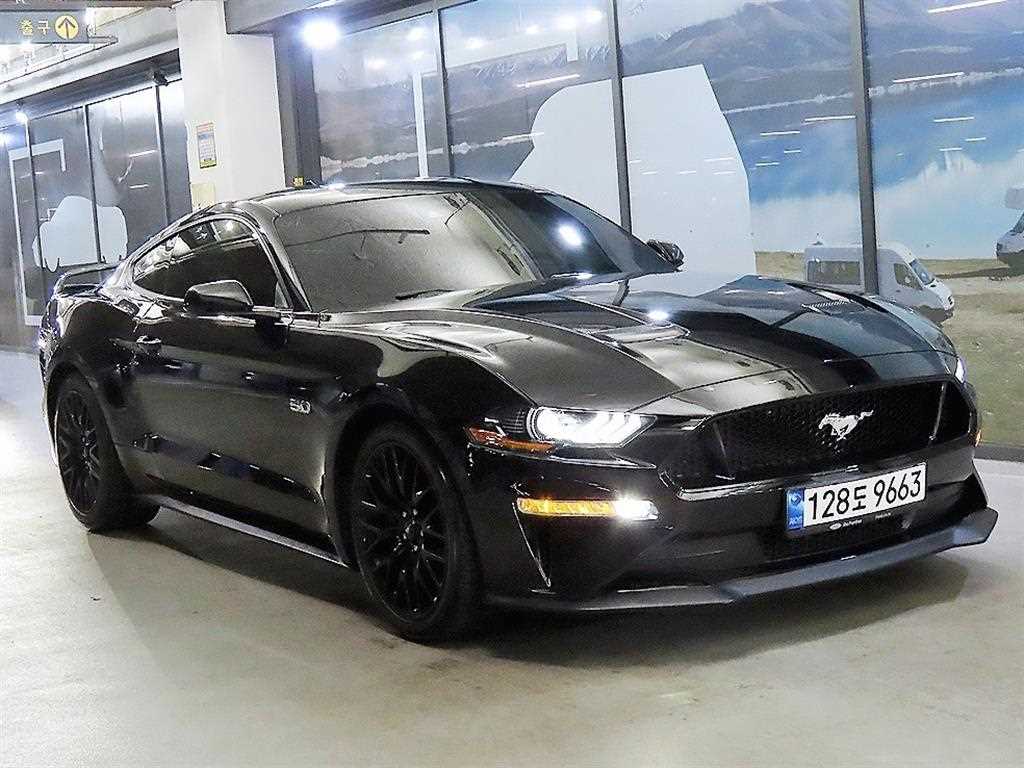 Ford Mustang 2022 Negro - Importación desde Corea - HF Imports Iquique - Foto 1
