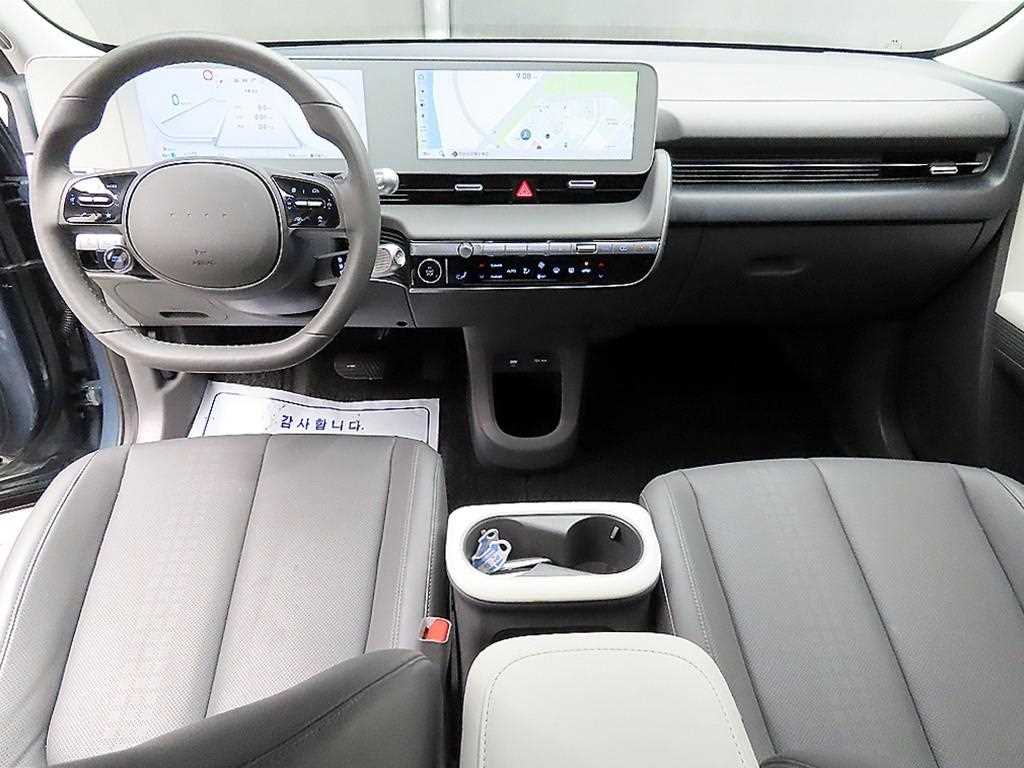 HYUNDAI Ioniq 5 - Vista 7