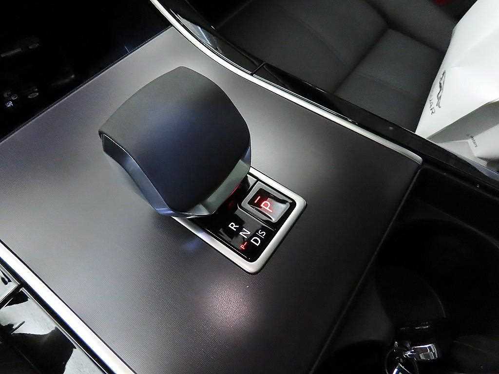 Land Rover Range Rover Bella - Vista 12