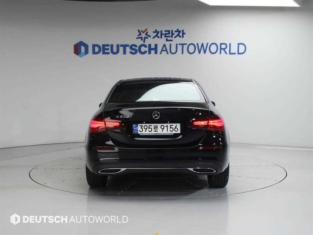 Mercedes Benz A Class - Vista 4