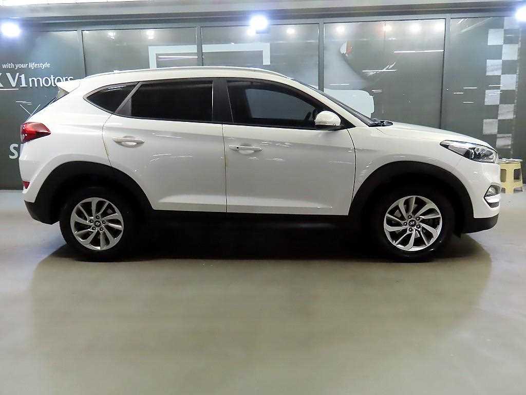 HYUNDAI Tucson - Vista 3