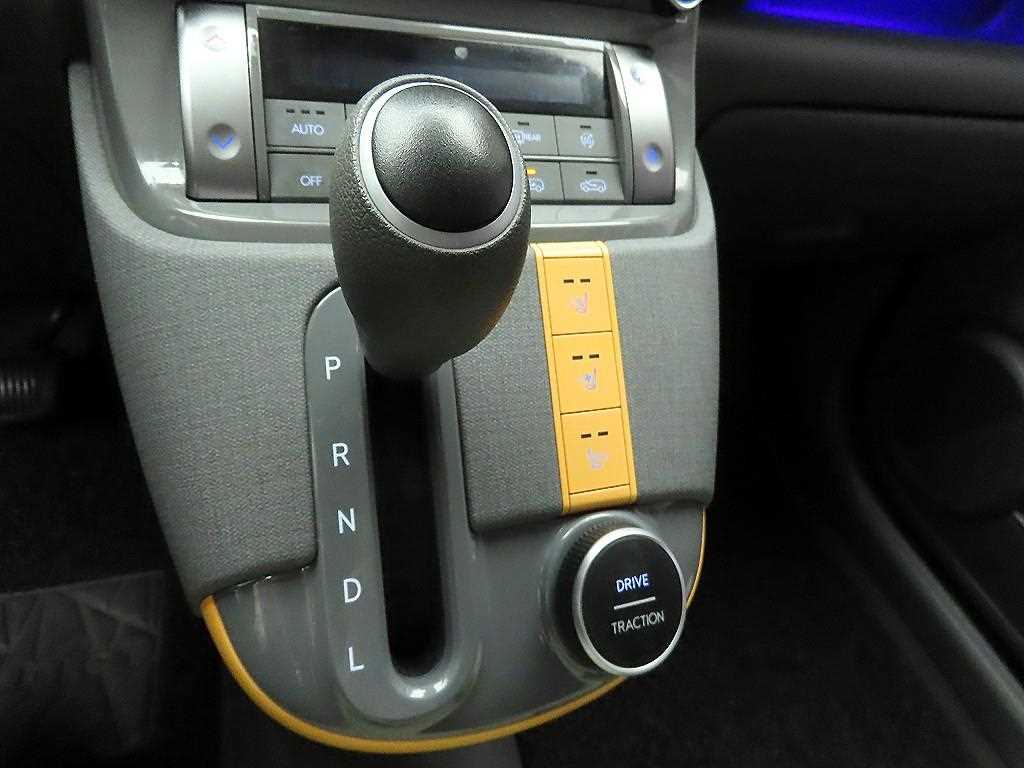 HYUNDAI Casper - Vista 10