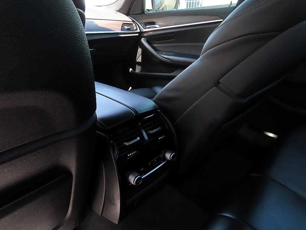 BMW 5 Series 2018 Blanco - Importación desde Corea - HF Imports Iquique - Foto 16